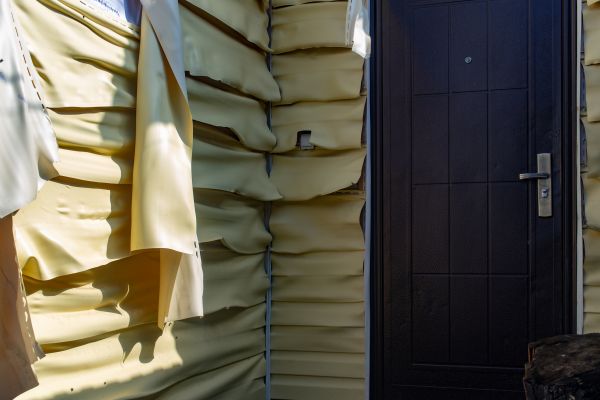 Cost of Melted Siding Replacement in Edmonds