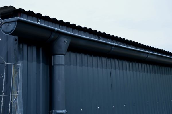 Metal Siding Replacement in Edmonds