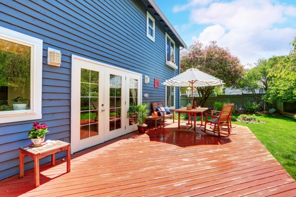 Blue Siding Installation in Edmonds
