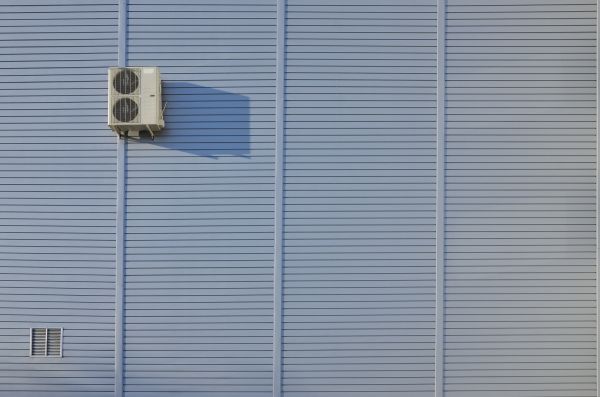 Flat Metal Siding Installation in Edmonds
