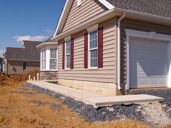 Cement Siding Repair in Edmonds